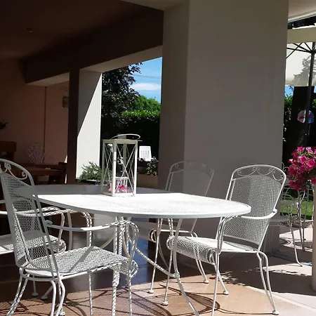 ベッド・アンド・ブレックファスト Bianca 4*